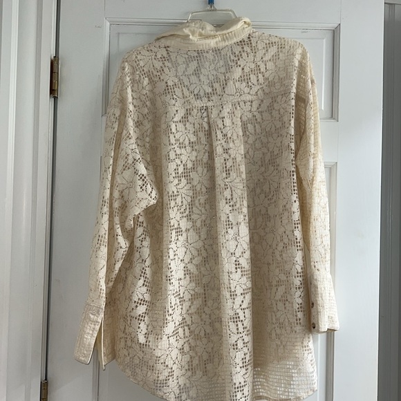 Women's Free People In Your Dreams Long Sleeve Button Up Shirt NWT - Picture 9 of 10
